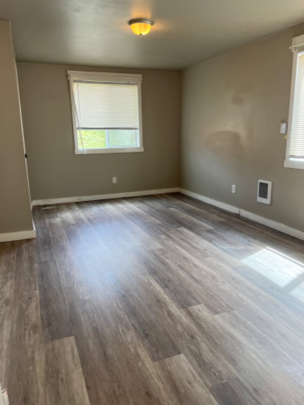 Building Photo - 316 Cline Ave