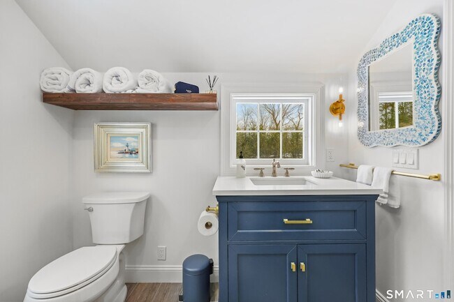 Building Photo - 167 North Ave