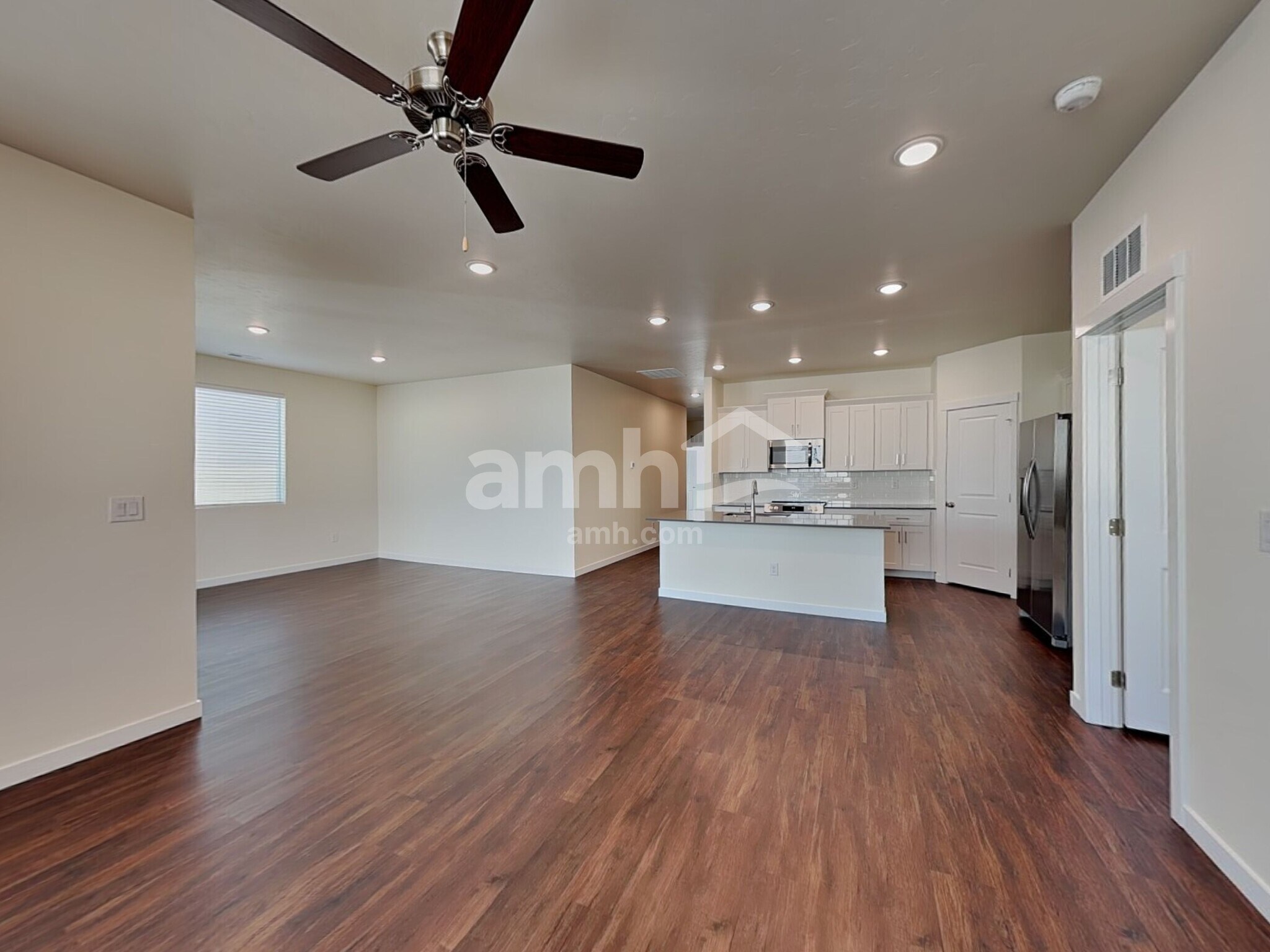 Building Photo - 9502 W Bowie Ct