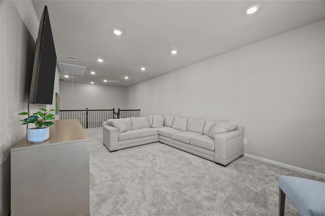 Building Photo - 614 Sandy Bay Ln