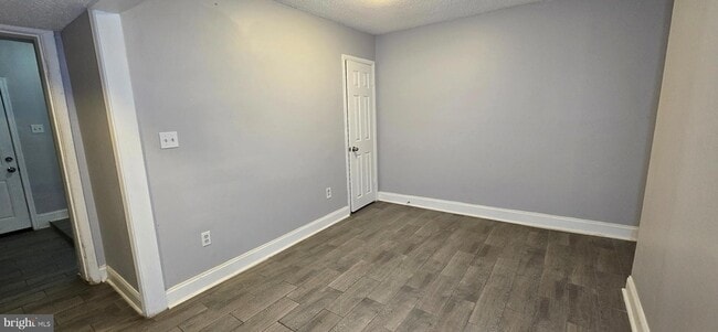 Building Photo - 1702 Gales St NE