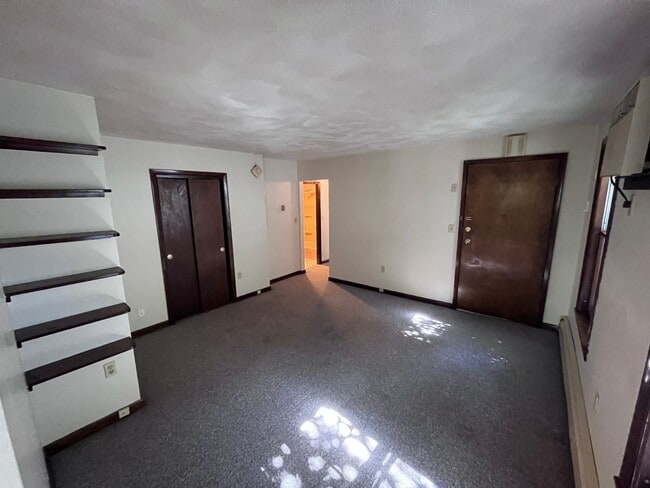 Building Photo - 71 Faxon St