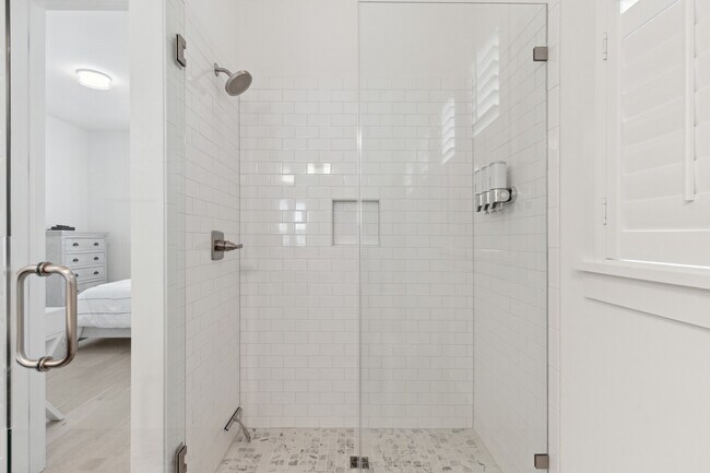 Building Photo - 1470 Mizzen Alley