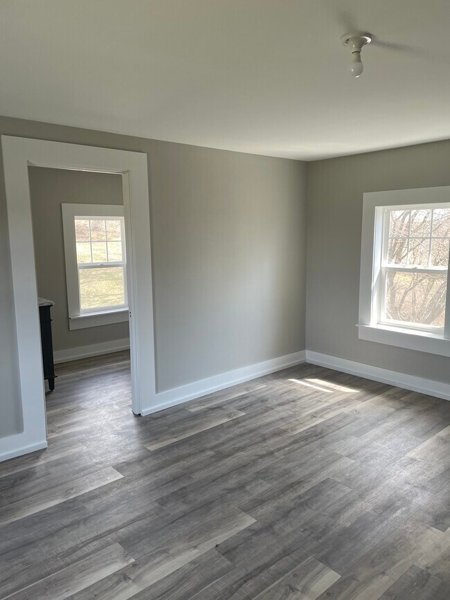 Master Bedroom - W292S4024 Hillside Rd