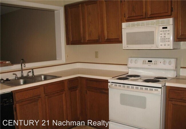 Building Photo - 2 br, 2.5 bath House - 26 Hard Wood Drive