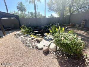 Building Photo - 2715 E Cholla St