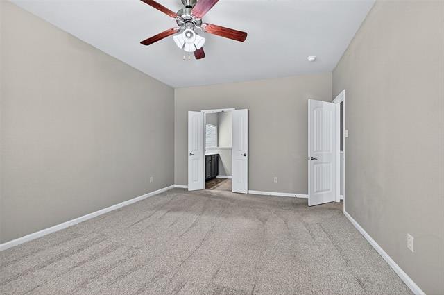 Building Photo - 405 Roger Graves Cir