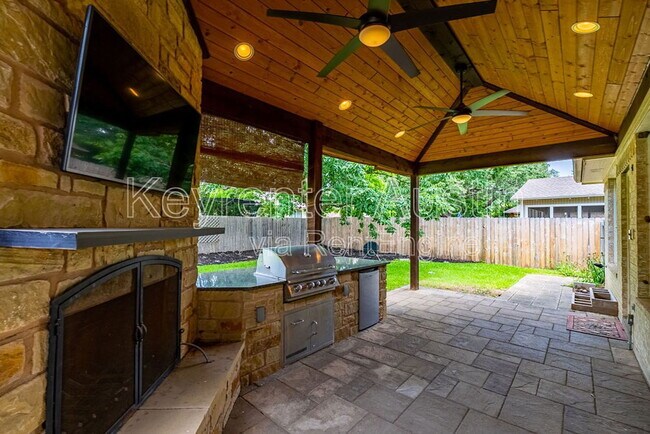 Building Photo - 4108 Sun Spirit Dr