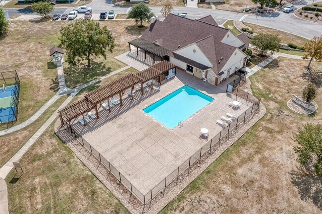 Building Photo - 120 Silver Peak Dr