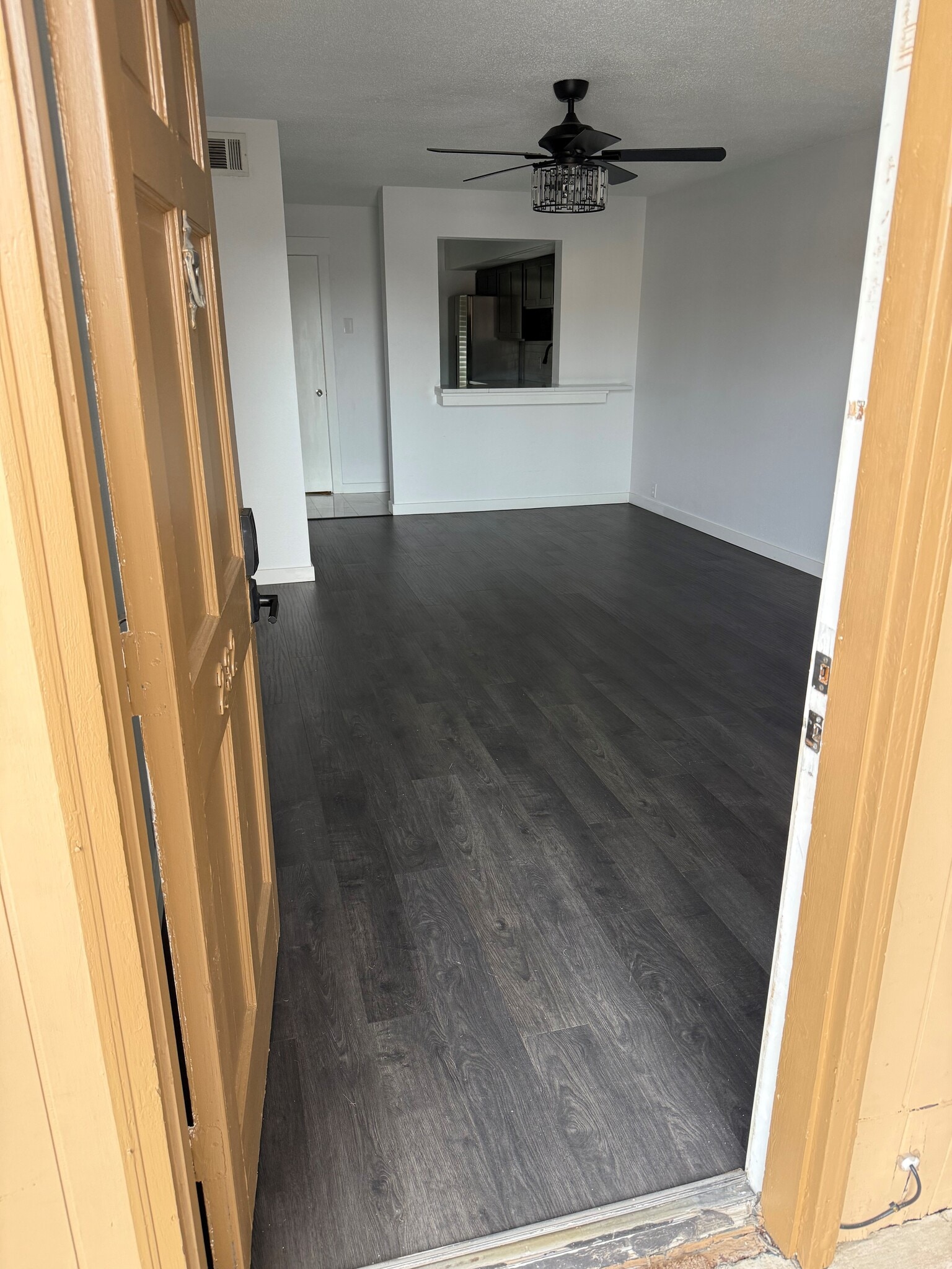 Building Photo - 3320 N Arnoult Rd