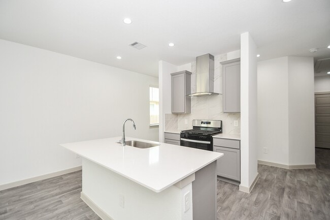 Building Photo - 2818 Bethnal Gdn Wy