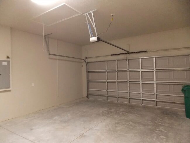 Building Photo - 1973 N Ember Path