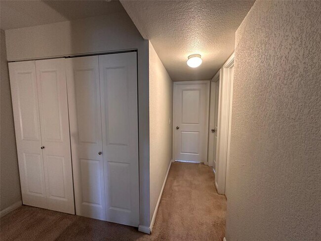 Building Photo - 500 Ferrule Dr