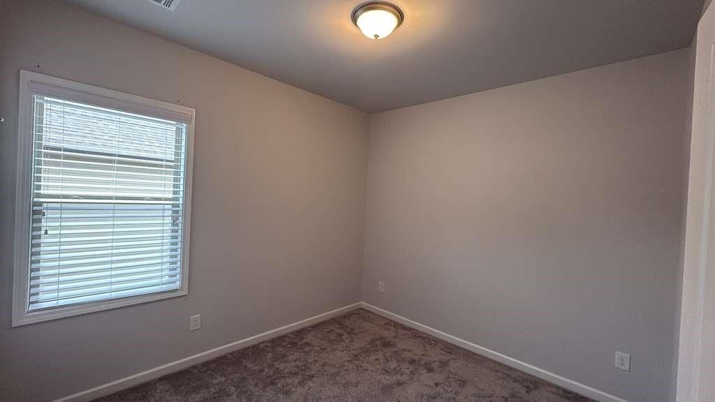 Building Photo - 4599 Silver Oak Dr SW