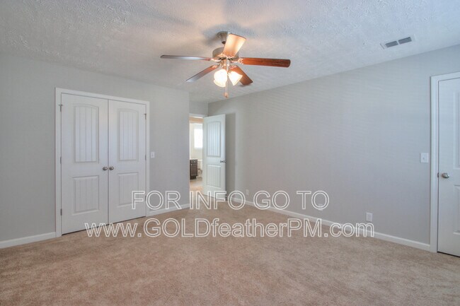 Building Photo - 3365 Tourmaline Dr