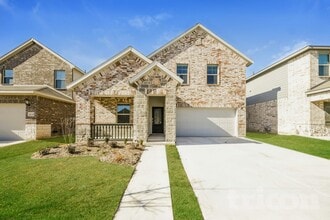 Building Photo - 6124 Tawakoni Ln