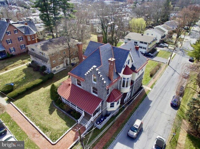 Building Photo - 436 N Church St