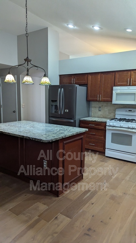 Building Photo - 1247 Maximilian Dr