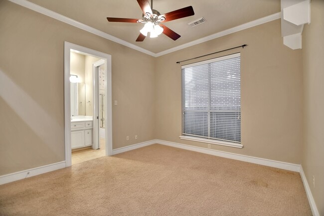 Building Photo - 6615 Butler Oaks Ct
