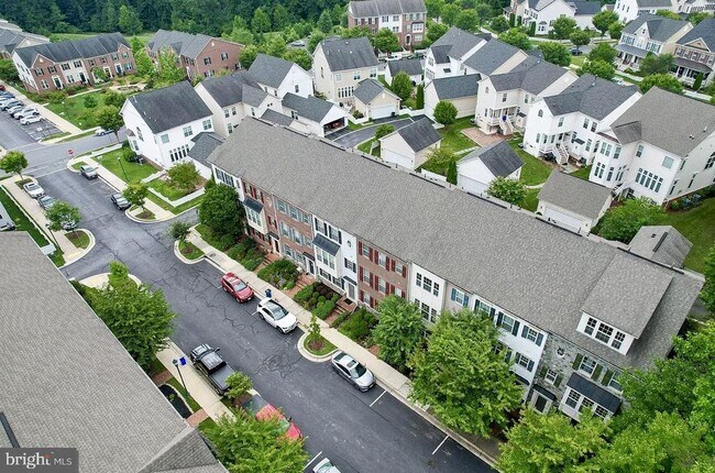 Building Photo - 12710 Horseshoe Bend Cir