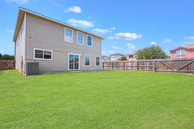 Building Photo - Application fee waived for approved applications. Contact us for details. Spacious 4-bedroom, 2.5...