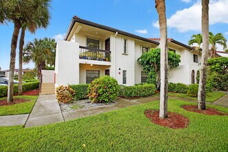 Building Photo - 7979 Eastlake Dr