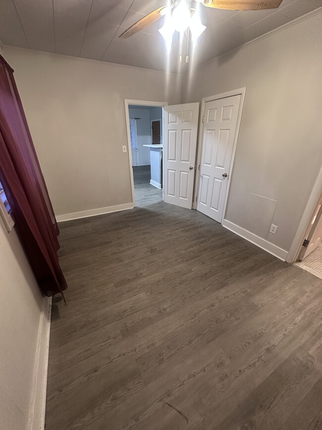 Building Photo - Great Mills Road #22