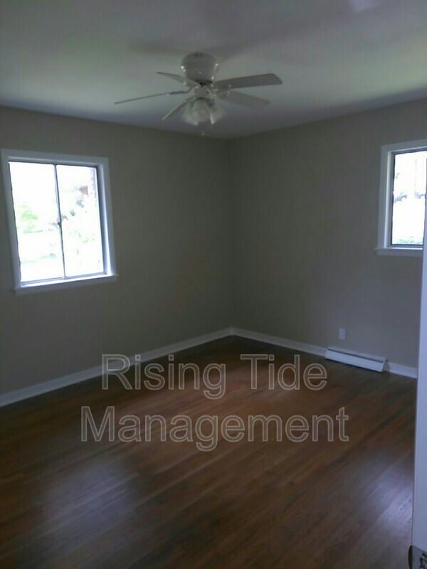 Building Photo - 1109 Barnisdale Rd