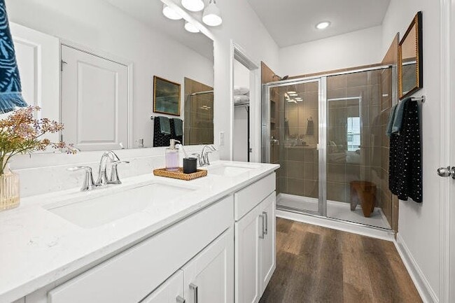 Building Photo - 3029 Stonecrest Dr