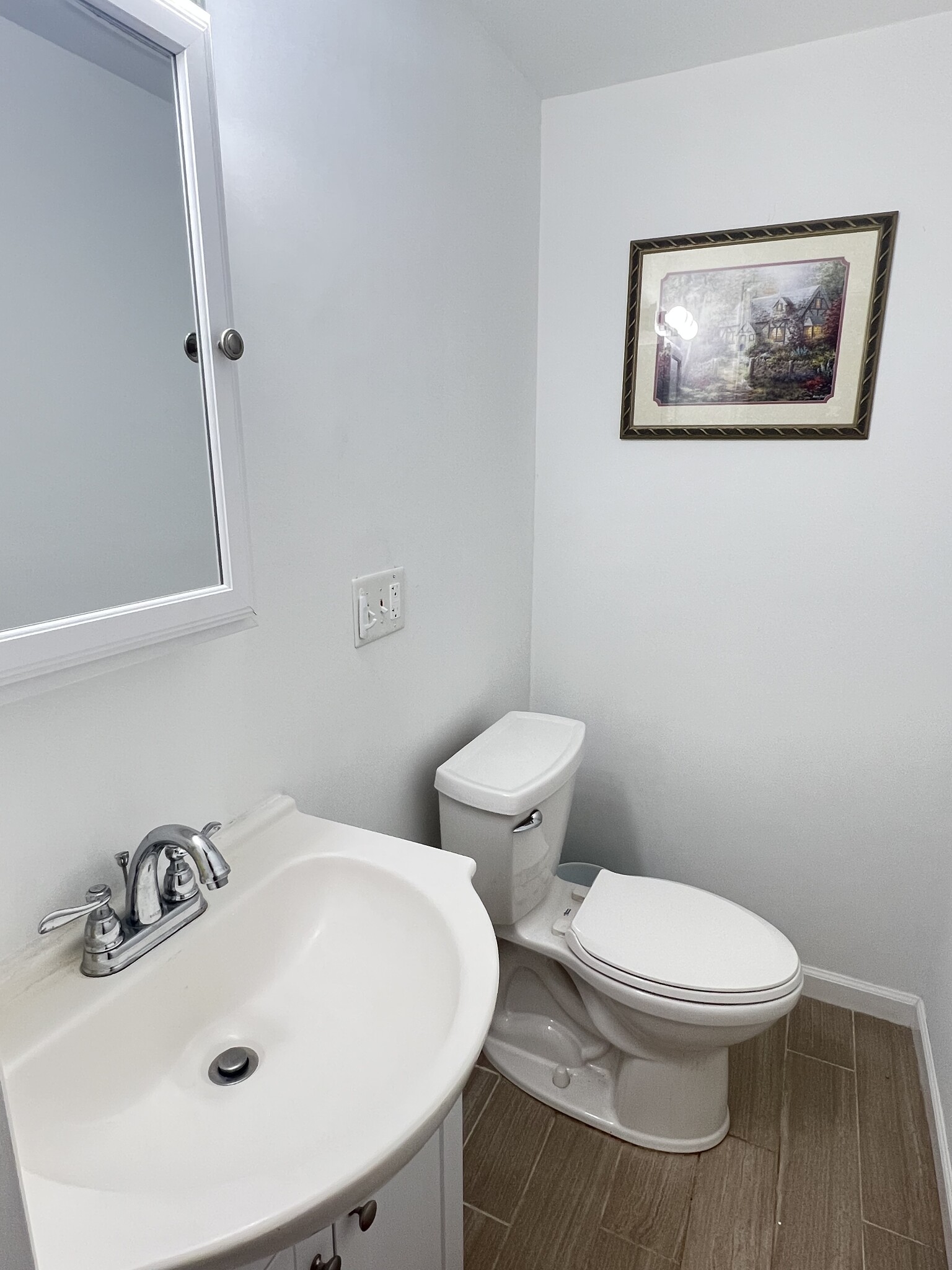 Building Photo - 2507 Sheridan Dr