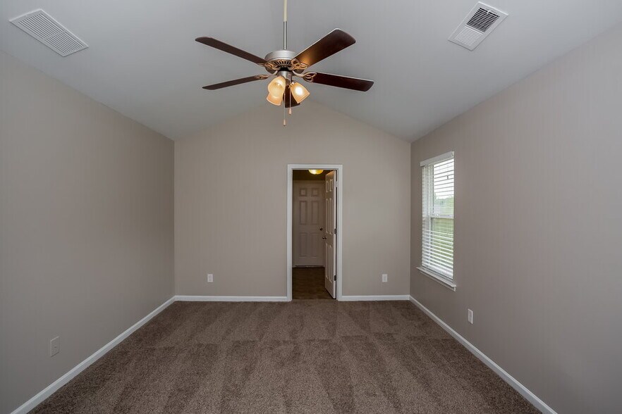 Building Photo - 137 Centerra Springs Dr