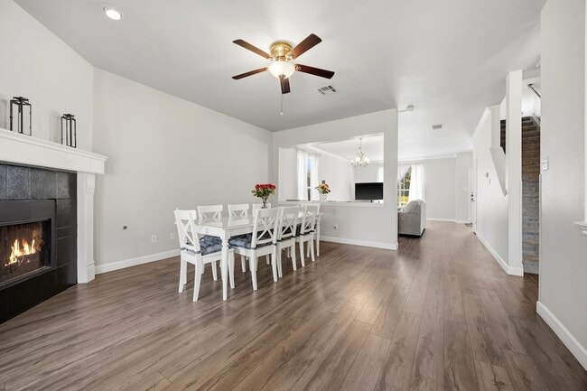 Building Photo - 111 Brazos Ln