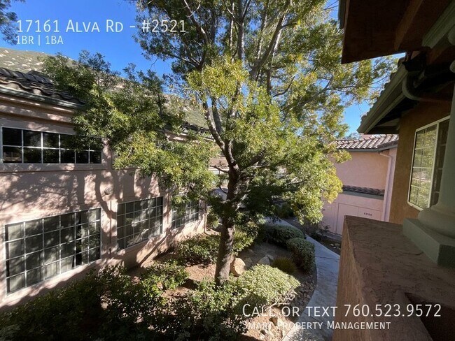 Building Photo - Gorgeous 1 bedroom upper level condo with ...