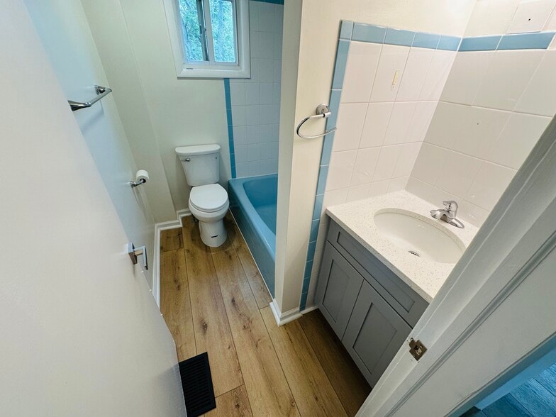Bathroom - 70 E Cleveland Ave