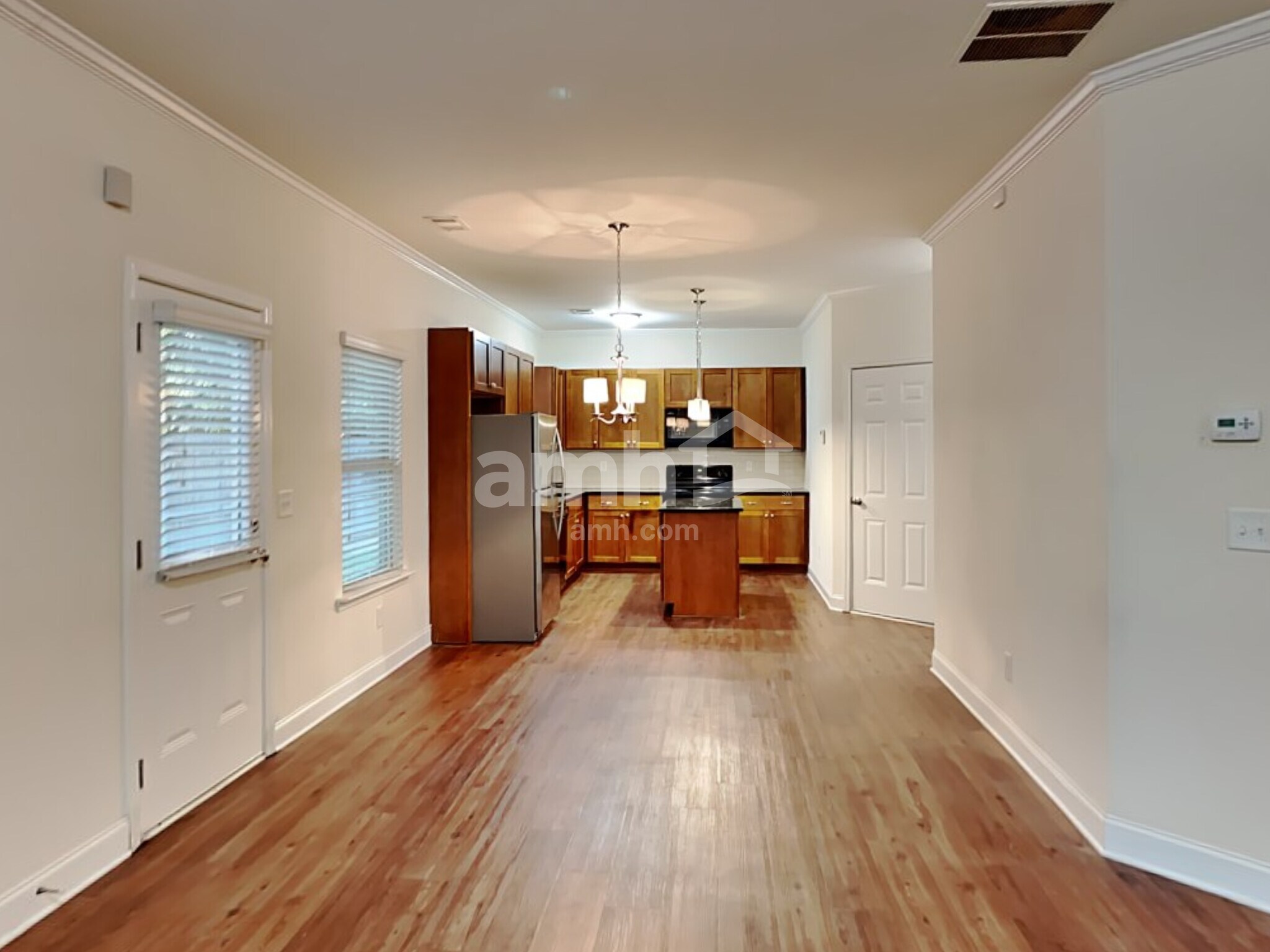 Building Photo - 2515 Beal St