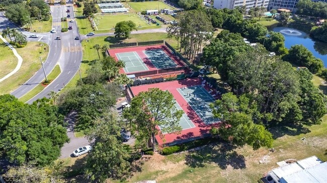 Building Photo - 1801 Bedford Ln