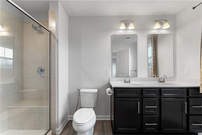 Building Photo - 5103 Spruce Rd