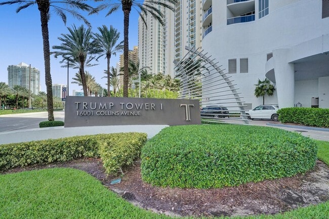 Building Photo - 16001 Collins Ave