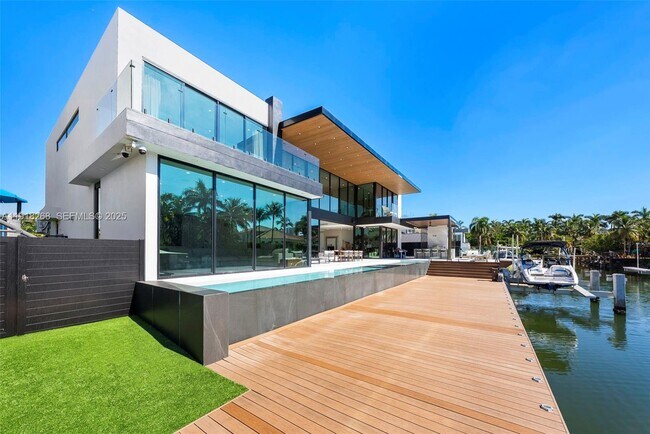 Building Photo - 1102 Washington St