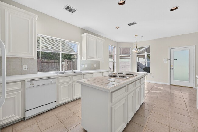 Building Photo - 1727 Emma Cove Ct