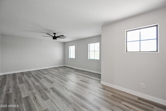 Building Photo - 2426 W Horsetail Trail