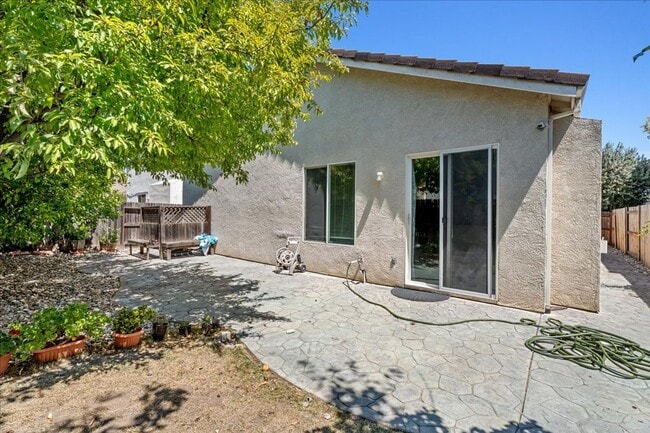 Building Photo - 3765 Innovator Dr