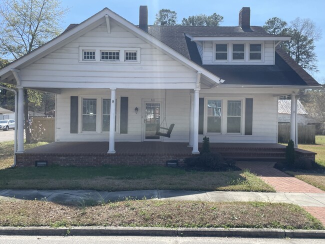 Building Photo - 301 W Hamlet St