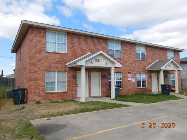 Building Photo - 2811 Cantabrian Dr