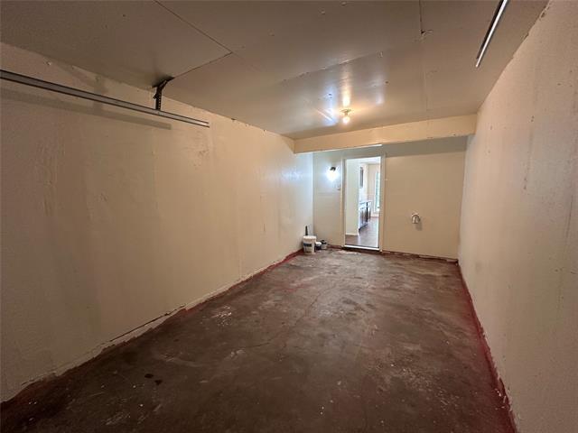 Building Photo - 12417 Spring Branch Dr