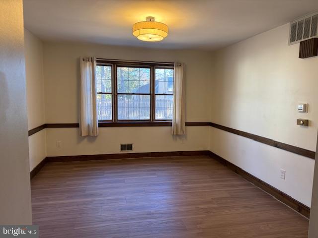 Building Photo - 227 Fairview Ave