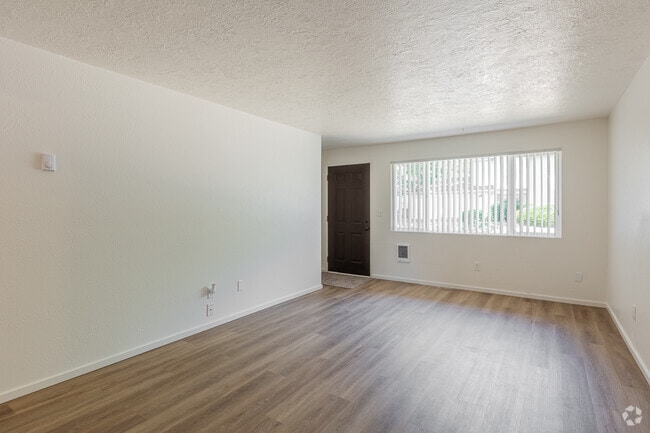 2BR, 1BA - 832SF - Living Room - Willow Terrace Apartments