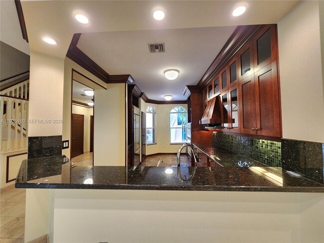 Building Photo - 21028 NE 34th Ct