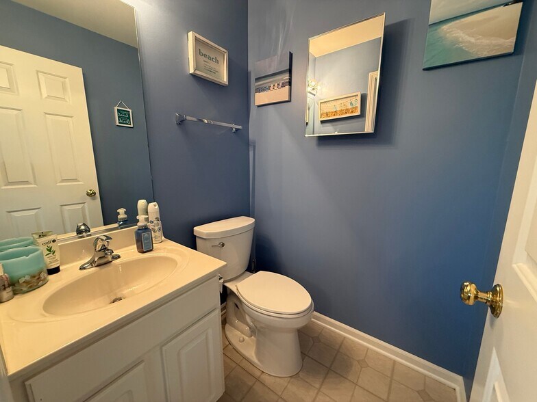 Building Photo - 7307 Ashbrook Ln