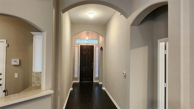 Building Photo - 16409 Pallazo Dr